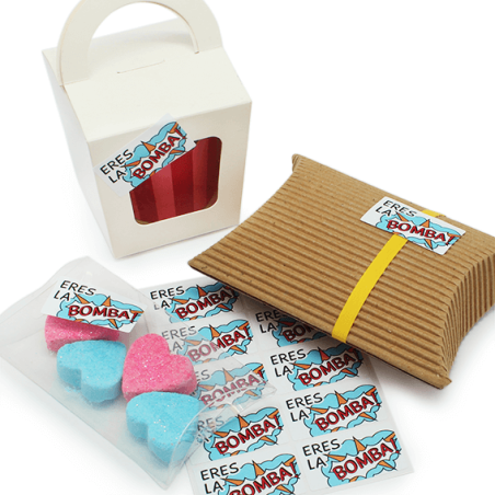 En Gran Velada puedes comprar pegatinas para el packaging de tus regalos, como estas eres la bomba. Amplio catálogo de pegatinas