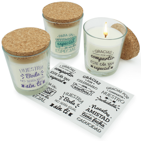En Gran Velada puedes comprar pegatinas para decorar detalles de boda, como este mix con frases cariñosas. Amplio catalogo de pe