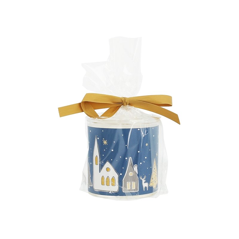 Descubre nuestro completo kit navideño para crear velas decoradas con facilidad. ¡Con receta, materiales y adorables pegatinas! 