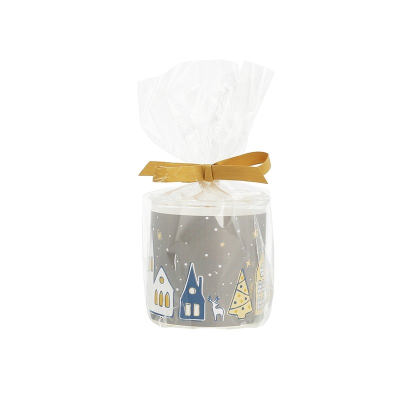 Descubre nuestro completo kit navideño para crear velas decoradas con facilidad. ¡Con receta, materiales y adorables pegatinas! 