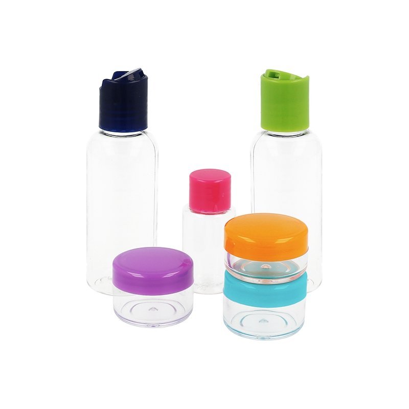 En Gran Velada puedes comprar envases de viaje vacios. Se trata de un completo kit de viaje con 6 envases de diferentes capacida
