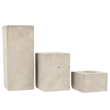 En Gran Velada puedes comprar moldes para hacer candelabros de cemento. Son de silicona, faciles de usar. Amplio catalogo para p