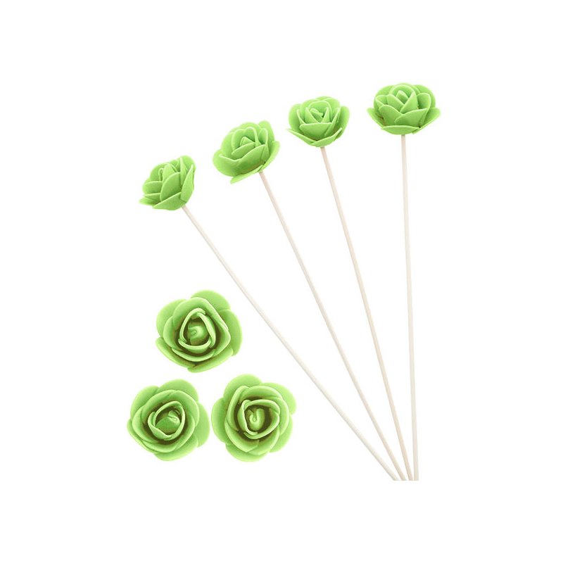 Varillas de rattan para mikado en Gran Velada. Con flores en vibrante verde pistacho. ¡Absorción fácil y disponibles en varios c