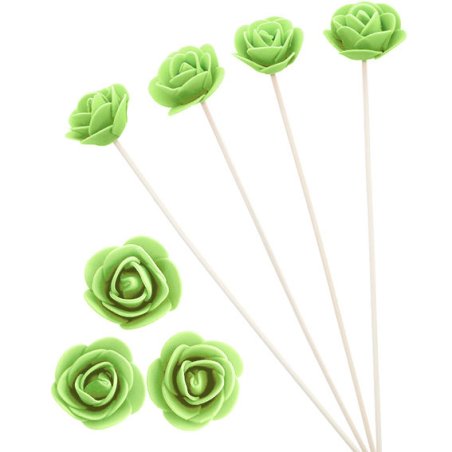 Varillas de rattan para mikado en Gran Velada. Con flores en vibrante verde pistacho. ¡Absorción fácil y disponibles en varios c