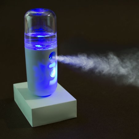 Descubre en Gran Velada el vaporizador facial portátil que potencia la hidratación y mejora tu piel. Fácil de usar y envíos rápi