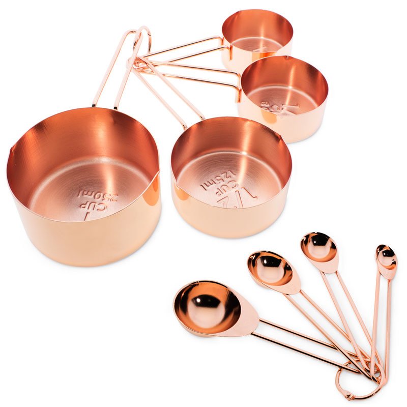 En Gran Velada puedes comprar un completo set medidor de cazos y cucharas para medir desde 1,25ml a 250ml. Son de acero inoxidab