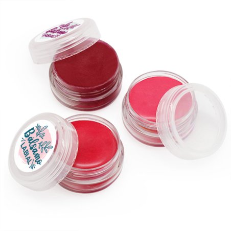 Aprende a hacer balsamo de labios casero con este completo kit de Gran Velada. Incluye materiales e instrucciones. Facil de hace