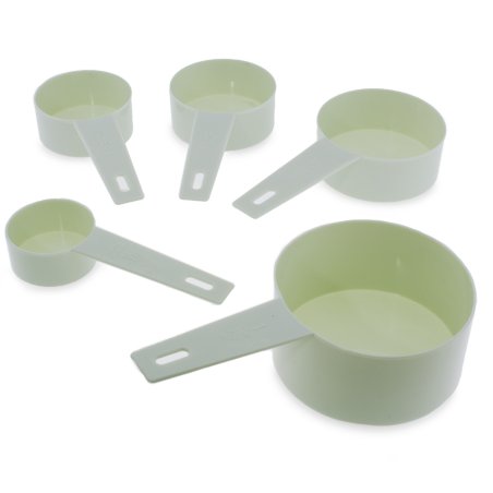 En Gran Velada puedes comprar un completo set medidor de 5 tazas y cucharas para medir desde 1 a 200 g. Son de plástico. Enví­os