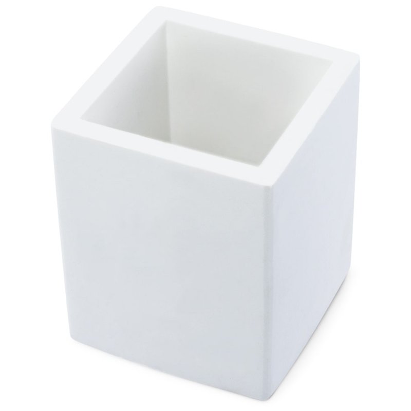 En Gran Velada puedes comprar moldes de silicona para hacer portavelas, como este en forma de cubo. Resistente y fácil de usar. 