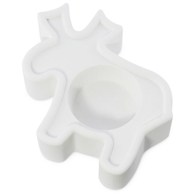 ¡Crea portavelas navideños únicos con nuestros moldes de silicona, como este adorable reno! Hazlo fácilmente y recibe tu pedido 
