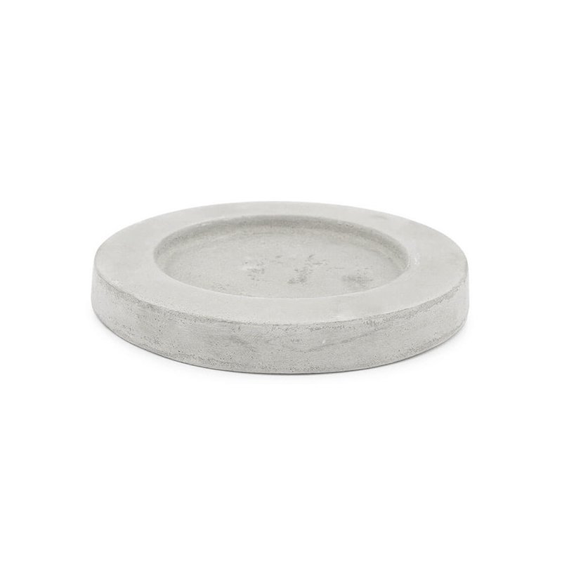 En Gran Velada puedes comprar moldes de silicona para cemento, como este plato portavelas grande. ¡Resistente y fácil de usar! E