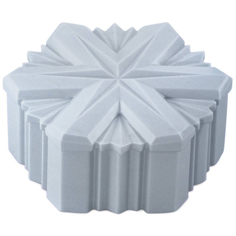 Descubre en Gran Velada los mejores moldes de silicona para crear recipientes para velas, como el molde Estrella Diamond. ¡Fácil