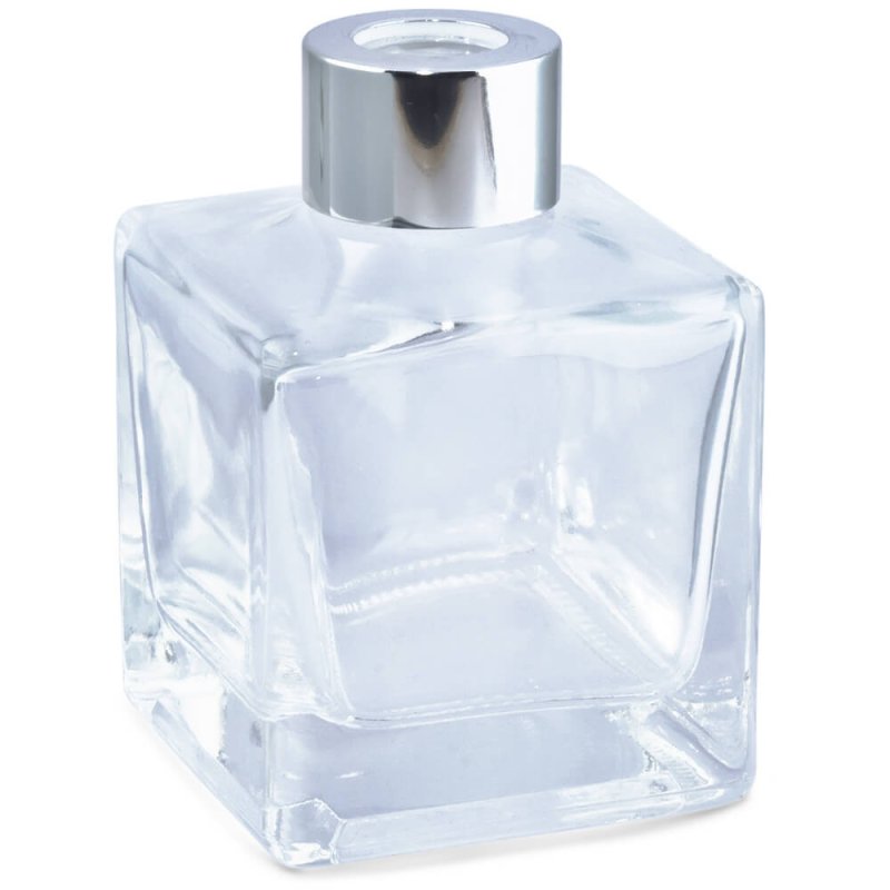 Descubre elegante frasco cuadrado de 120 ml con arandela plateada para mikados en Gran Velada. Envíos rápidos. ¡Haz tu hogar más
