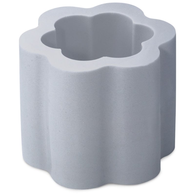 En Gran Velada puedes comprar moldes de silicona para hacer recipientes para velas, como este modelo de flor. ¡Fácil de usar! En