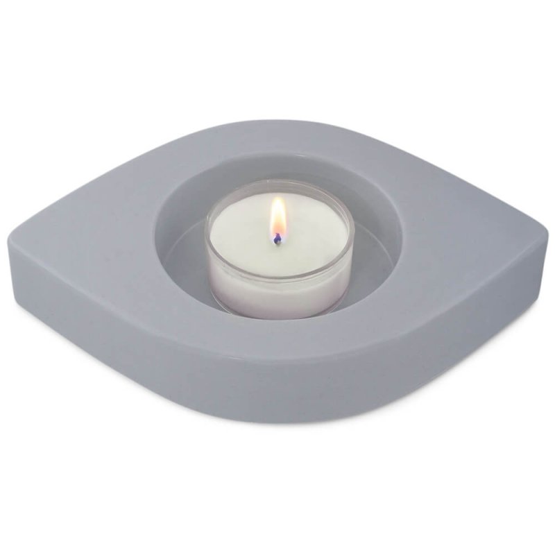 En Gran Velada puedes comprar moldes de silicona para hacer portavelas, como este geométrico en forma de ojo. ¡Fácil de usar! En