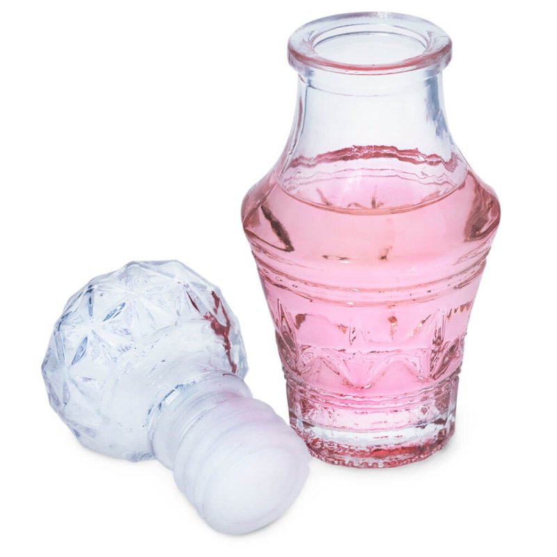 Descubre en Gran Velada las elegantes licoreras retro de 50 ml en envases de cristal. ¡Completa tu colección con envíos rápidos!