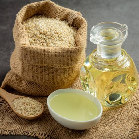 En nuestra web puedes comprar aceite de germen de trigo para hacer cremas y cosméticos tratantes para la caída del cabello. Enví
