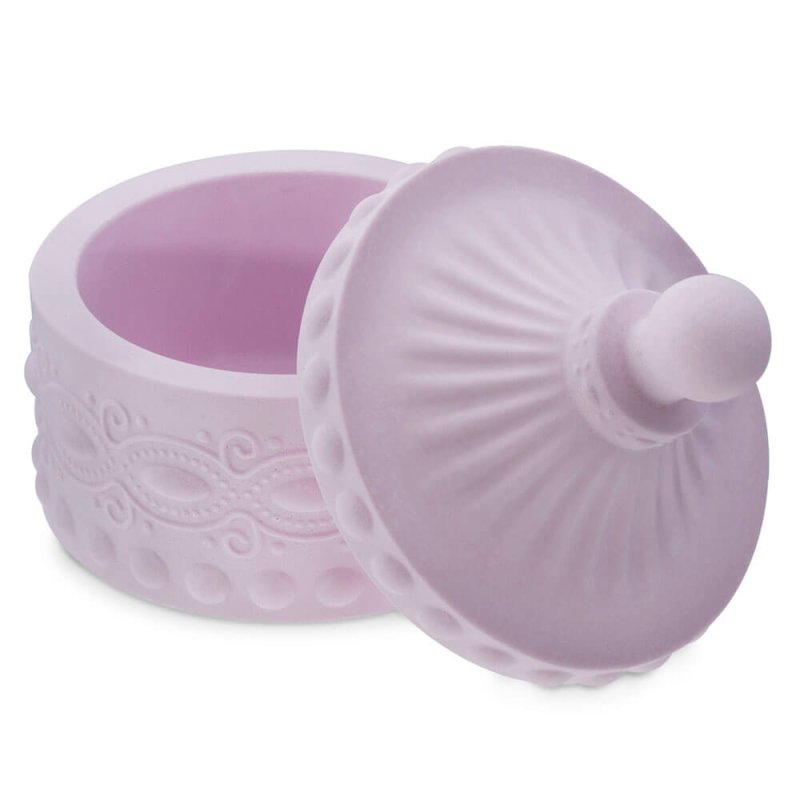 En Gran Velada puedes comprar moldes de silicona para hacer recipientes para velas, como este Regal con tapa. ¡Resistente y fáci