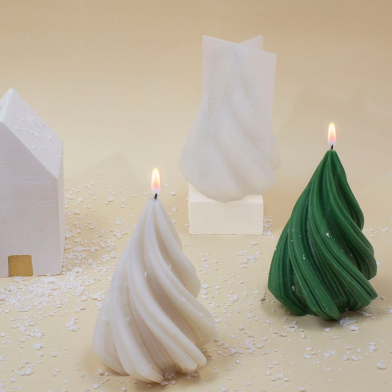 Compra el kit para hacer 2 velas de árbol de Navidad grande en Gran Velada. Incluye materiales e instrucciones. ¡Perfecto para d