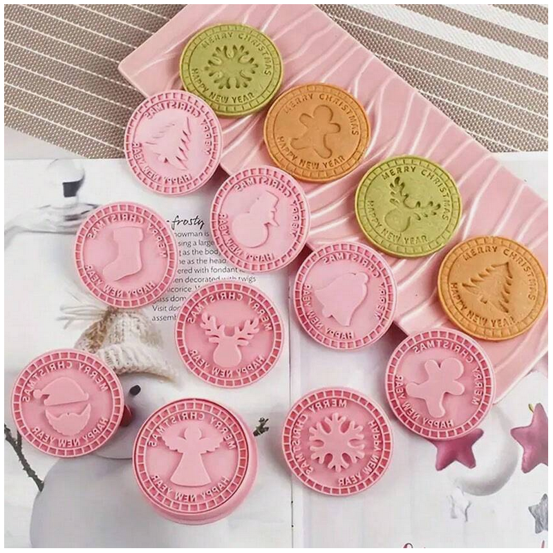 Descubre el set de cortapastas Merry Christmas 9 diseños redondos en Gran Velada. Ideal para manualidades navideñas. ¡Compra aho