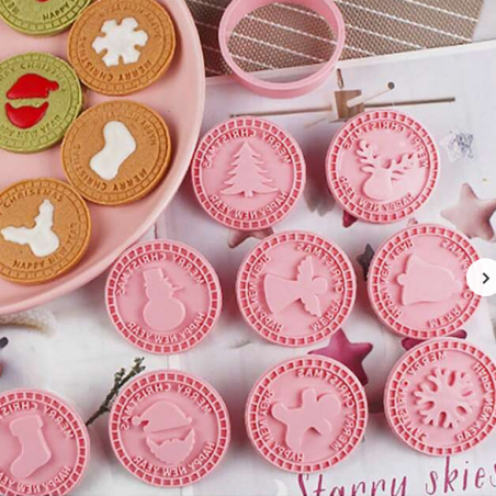 Descubre el set de cortapastas Merry Christmas 9 diseños redondos en Gran Velada. Ideal para manualidades navideñas. ¡Compra aho