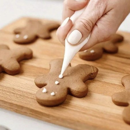 Descubre el Set Cortapastas Muñeco de Jengibre en Gran Velada. Perfecto para galletas, jabones y manualidades. ¡Compra ahora! - 