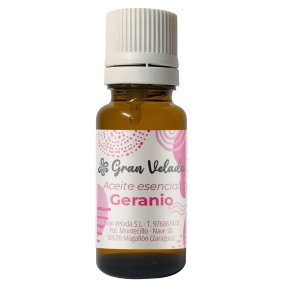 Huile essentielle de géranium