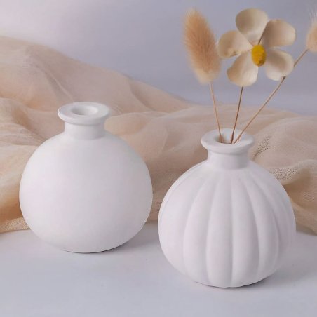Crea floreros minimalistas con el molde jarroncito liso. Silicona flexible y antiadherente, ideal para resina, cemento o escayol