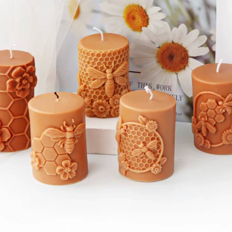 Descubre el molde vela cilíndrica abeja y flores en Gran Velada. Ideal para crear velas decorativas con un toque natural. ¡Compr