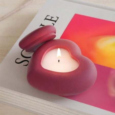 Compra molde corazón con tapa en Gran Velada. Ideal para hacer recipientes para velas con cemento, resina o escayola. ¡Silicona 