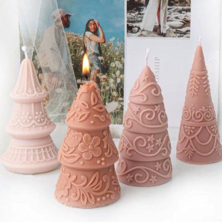 Molde arbolito de Navidad decorado en silicona, ideal para hacer velas y manualidades. Flexible, antiadherente y reutilizable. ¡