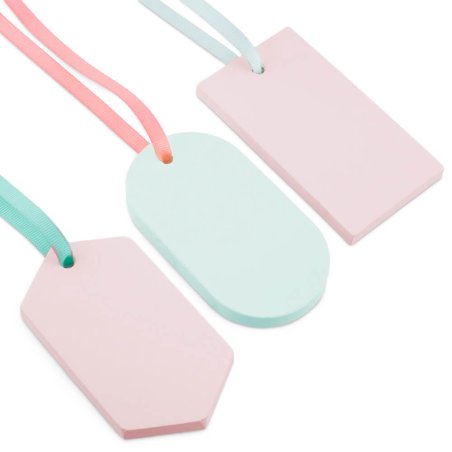 Compra molde de 3 cavidades para figuras perfumadas en Gran Velada. Perfecto para crear ambientadores colgantes con cerámica per