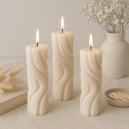 ¡Descubre nuestros exclusivos moldes de silicona para velas en Gran Velada! Moldea tus creaciones con el elegante tubular flor s