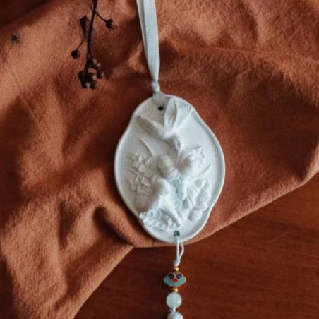 Haz ambientadores sólidos decorativos con este molde de silicona lleno de detalles. Ideal para colgar en coche o armarios. - Cóm