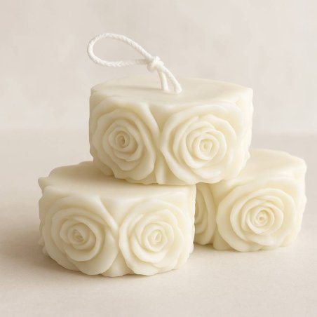 Molde en forma de mini cirio decorado con rosas. Ideal para detalles de boda o velas de regalo. - Cómo hacer Moldes para velas c
