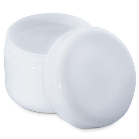En Gran Velada puedes comprar tarros para cremas, como esté de 50 ml con obturador con pestaña. Es de plástico. Amplio catálogo 