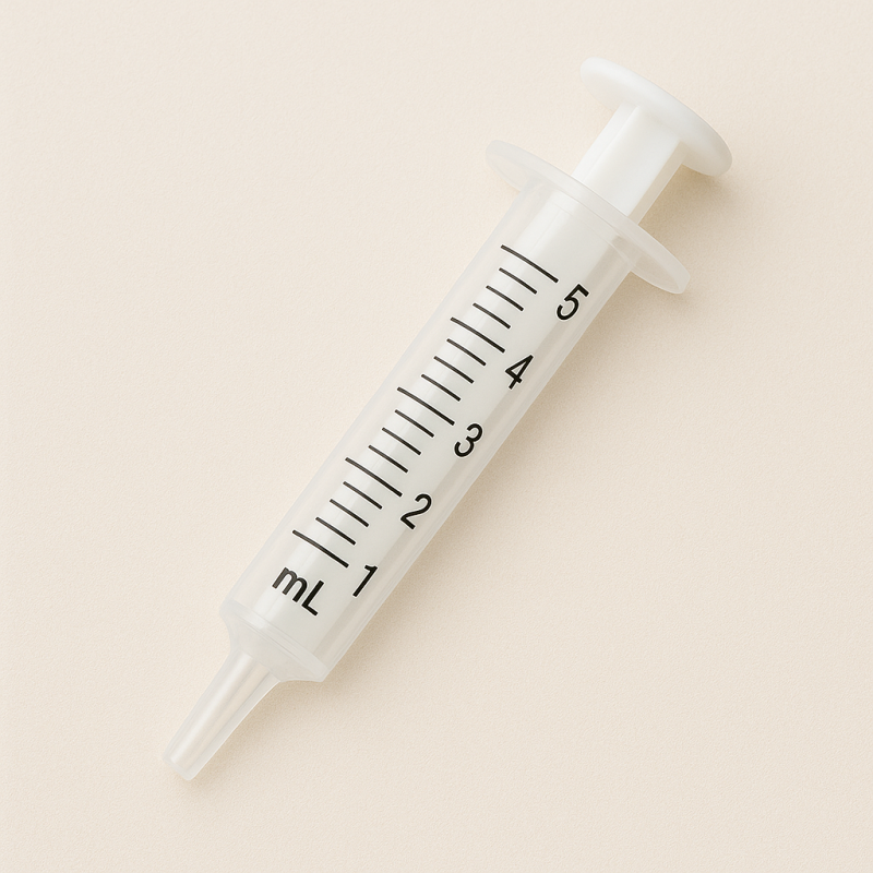 En Gran Velada puedes comprar jeringa medidora de 5 ml. Se trata de una jeringuilla de plastico, muy resistente. Hay otros model