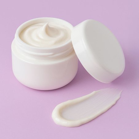 Venta al por mayor de envases para cremas de 50 ml. Incluye tapa y obturador. ¡Aprovecha el pack ahorro! Amplio catálogo de enva