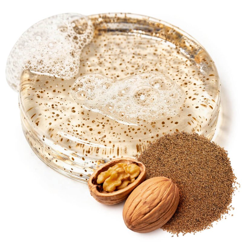 Descubre nuestras partículas exfoliantes de cáscara de nuez de 500 micras en Gran Velada. ¡Puras, naturales y biodegradables! En