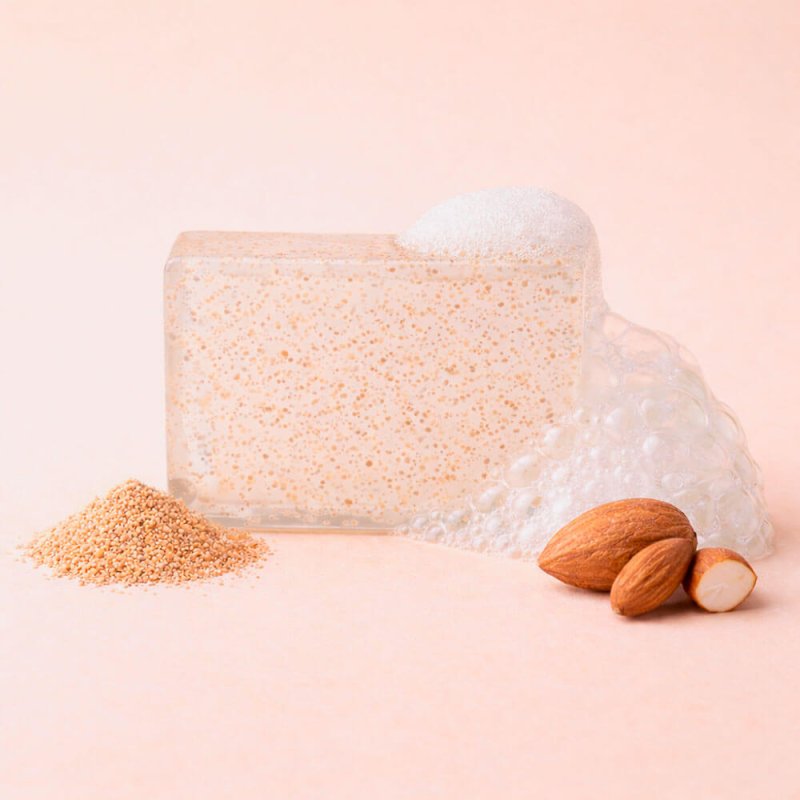 Partículas exfoliantes de cáscara de almendra. Exfoliación media para jabones, geles y cremas. Naturales y fáciles de usar. ¡Com