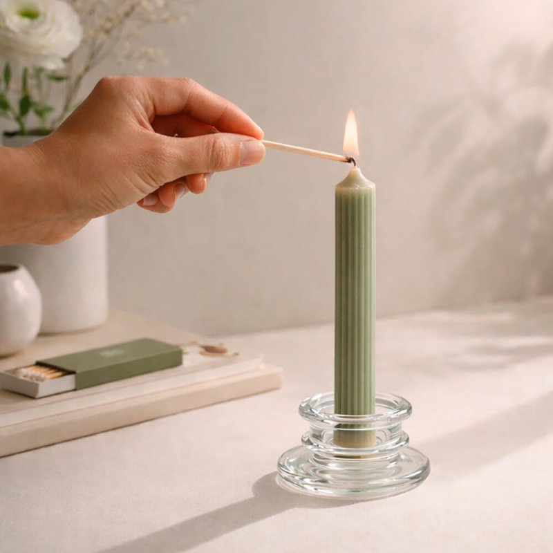 En Gran Velada puedes comprar portavelas de cristal online, como esta base de cristal para velas. Amplio catálogo de portavelas.