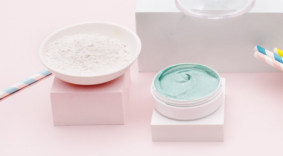 Bases cosméticas para hacer exfoliantes y mascarillas.