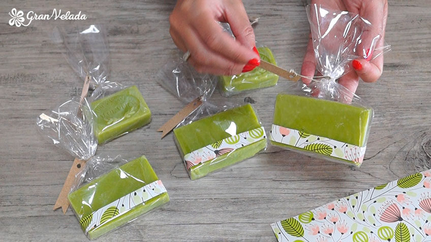 envasando-jabon-aloevera